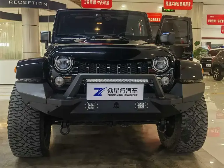 Jeep Wrangler 3.0 L Sahara 4-door Comfort Enjoyment
