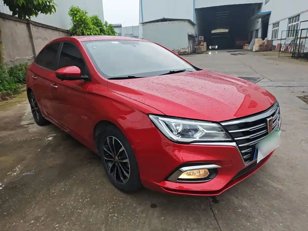 Roewe i5 1.5 L Auto 4 G Connected Leading Luxury Flagship