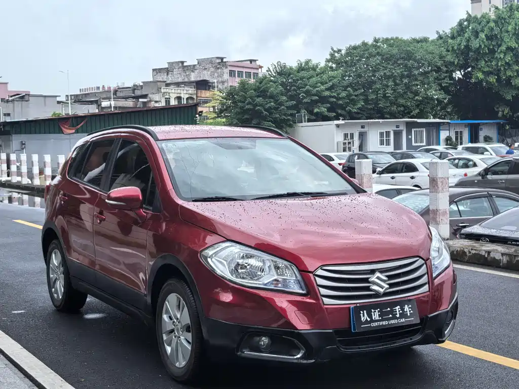 S-Cross 1.6 L CVT 2 WD Progressive