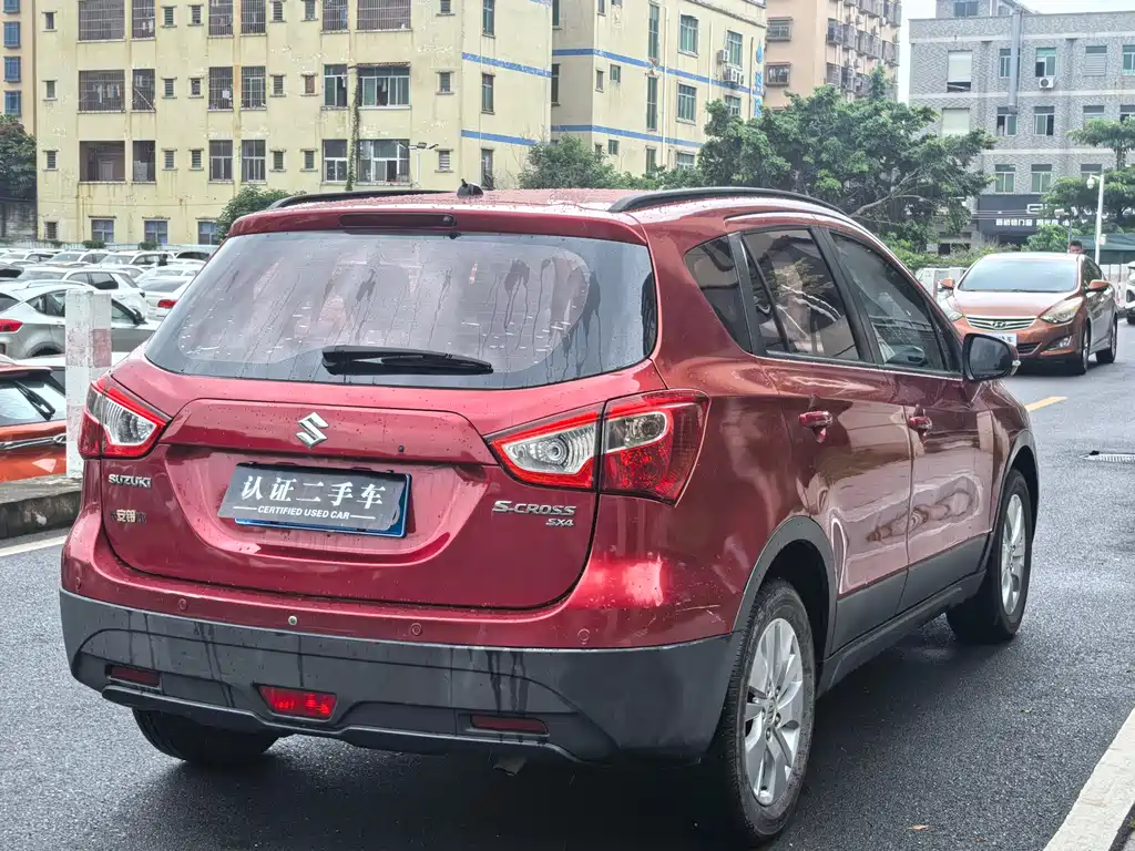 S-Cross 1.6 L CVT 2 WD Progressive