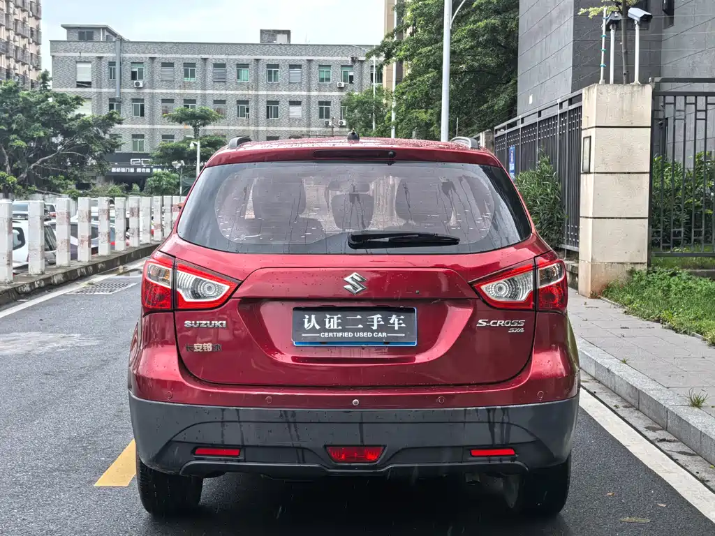 S-Cross 1.6 L CVT 2 WD Progressive