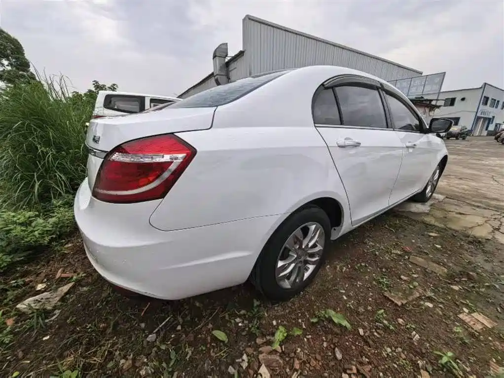 Emgrand Sedan 1.5 L Manual Luxury