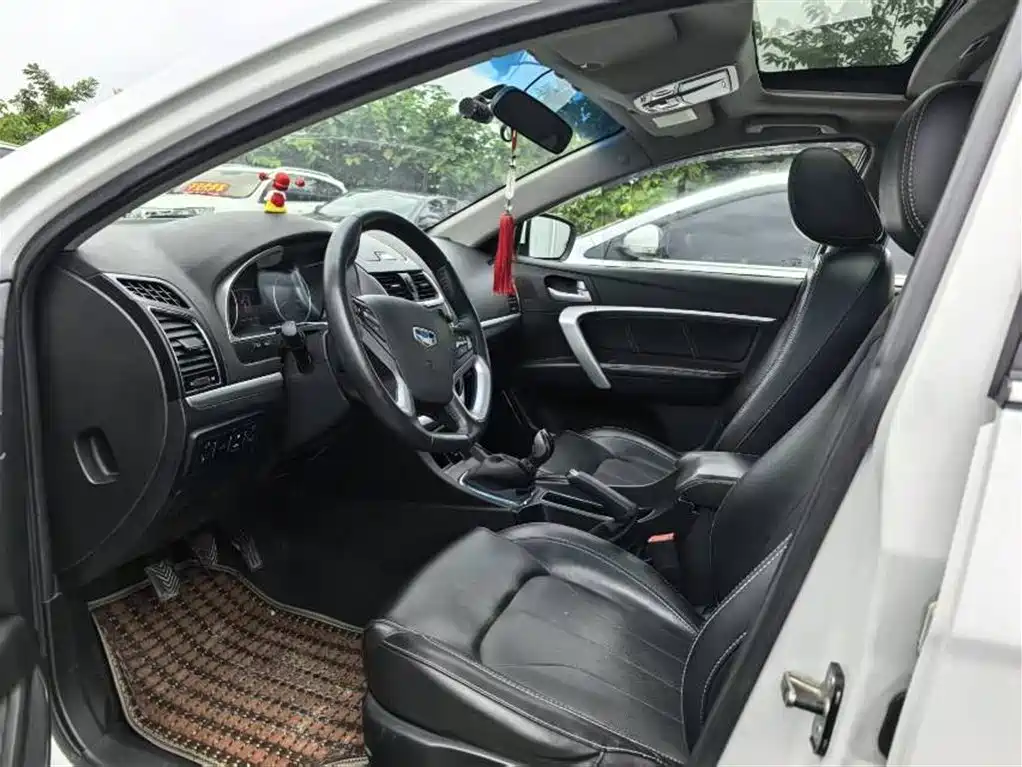 Emgrand Sedan 1.5 L Manual Luxury