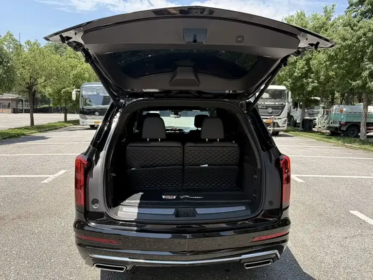 Cadillac XT6 2.0 T 7-seat 4 WD Luxury