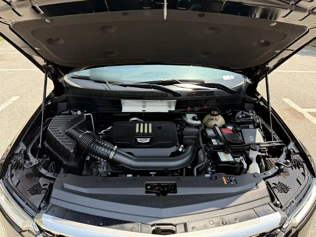 Cadillac XT6 2.0 T 7-seat 4 WD Luxury