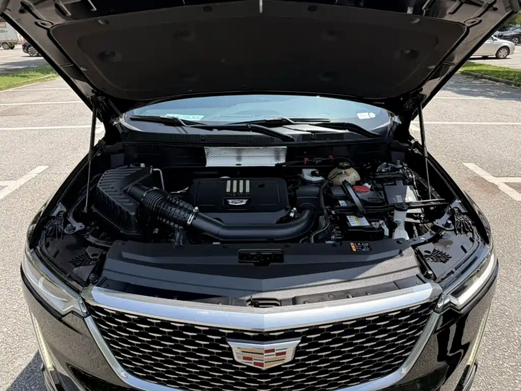 Cadillac XT6 2.0 T 7-seat 4 WD Luxury