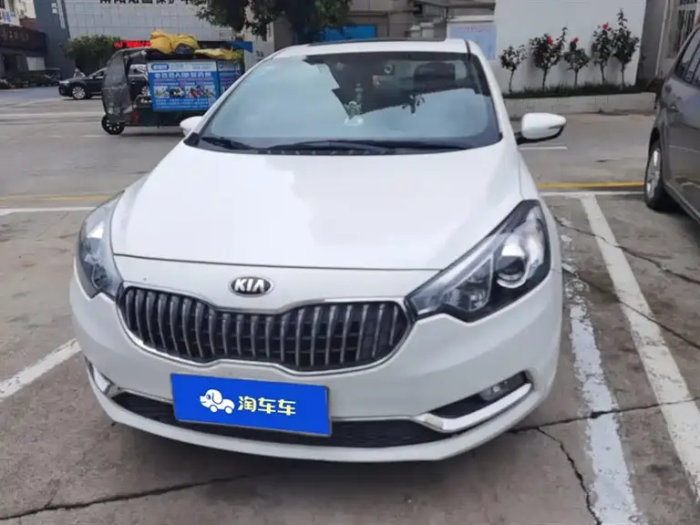 Kia K3 1.6 L Manual GLS
