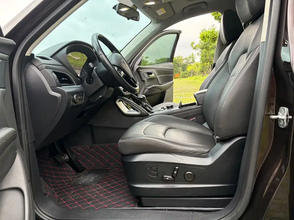 Borgward BX7 28 T 2 WD Quality Enjoyment 5-seat CN-V