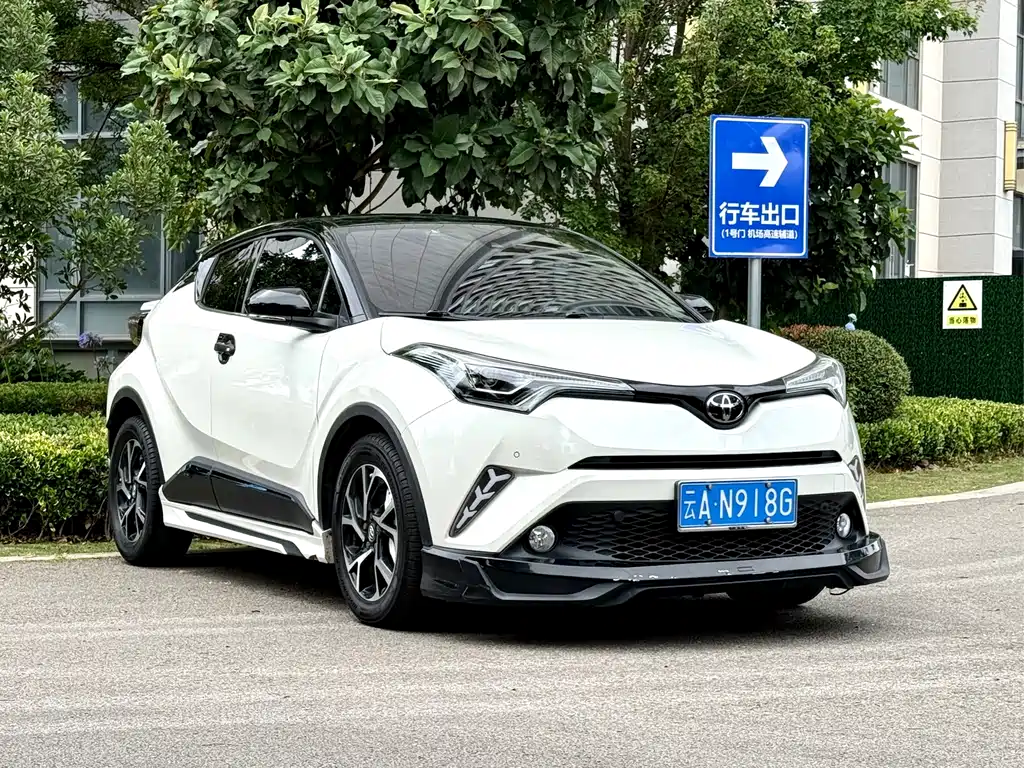 Toyota C-HR 2.0 L Luxury