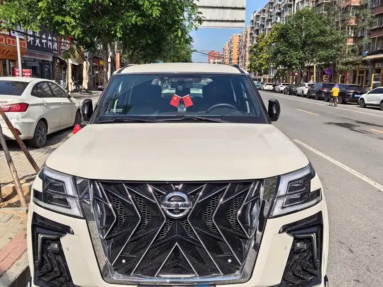 Nissan Patrol 4.0 L Leading Elite