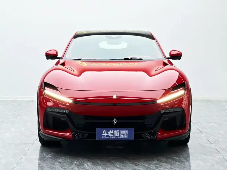 Ferrari Purosangue 6.5 L V12