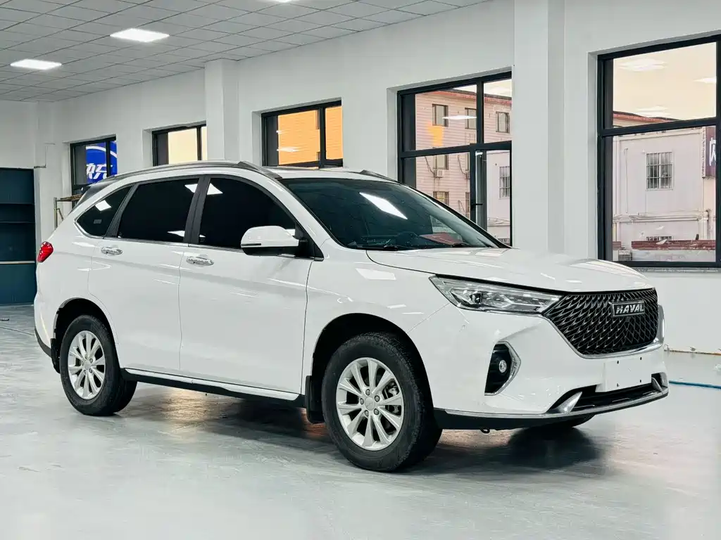 Haval M6 PLUS 1.5 T DCT Luxury Connected