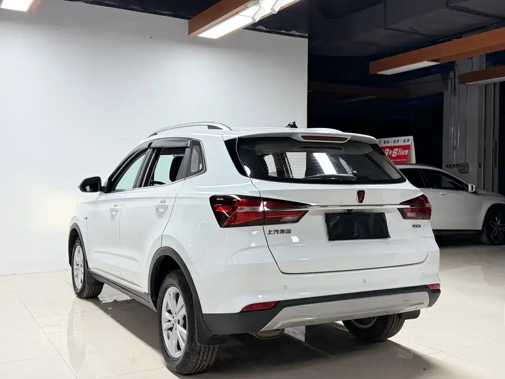 Roewe RX3 荣威RX3 2018款 1.6 L 手动进取版