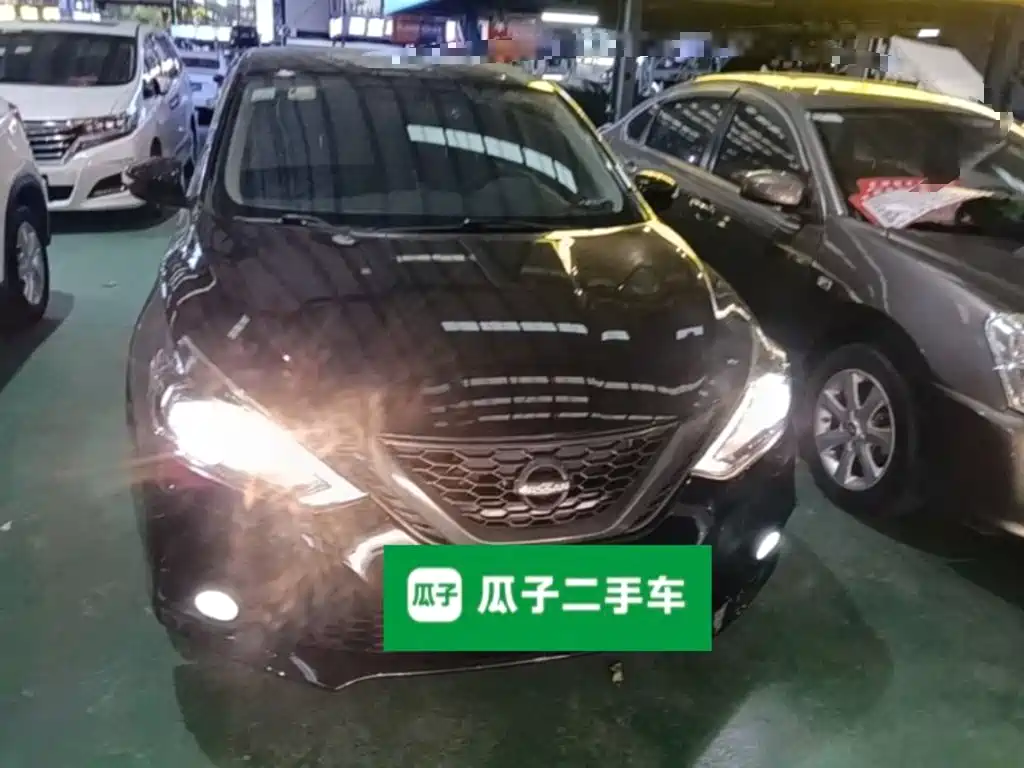 Sylphy 1.6 XV CVT Connected Premium CN-VI
