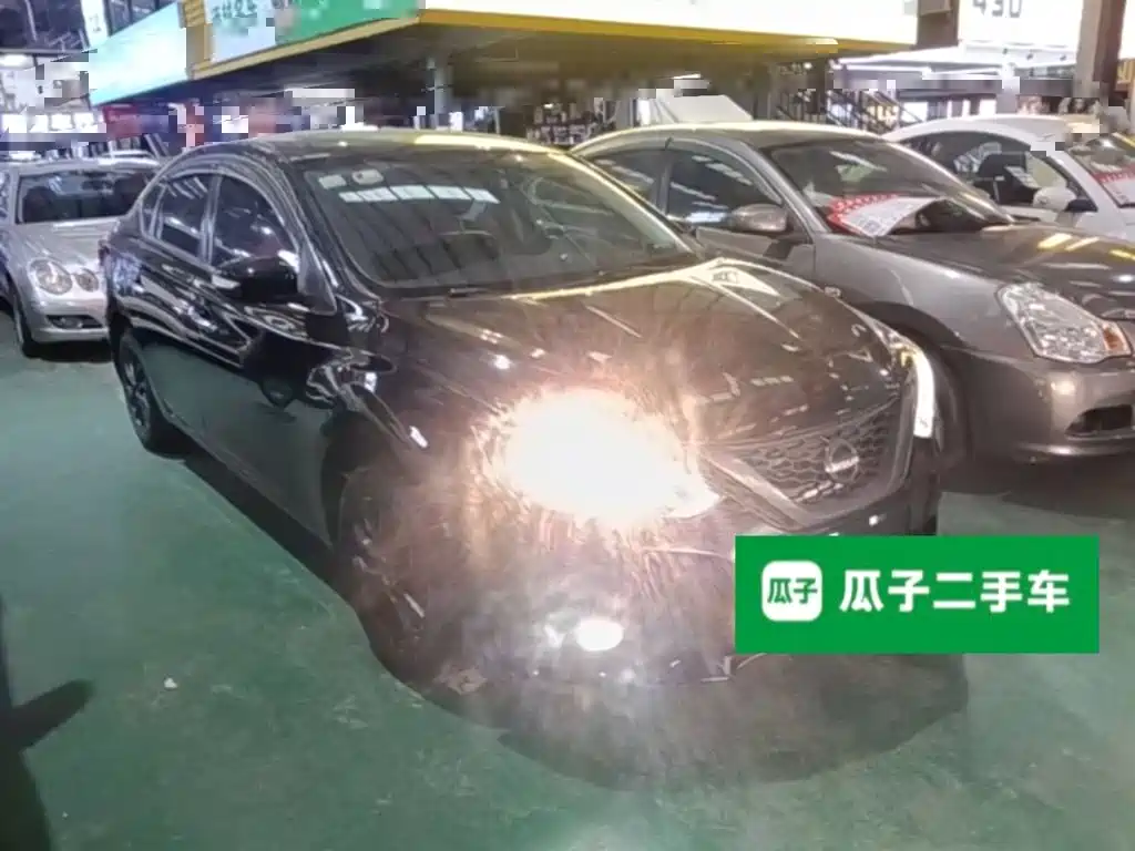 Sylphy 1.6 XV CVT Connected Premium CN-VI