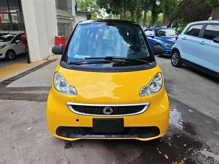smart fortwo 1.0 MHD Hardtop New Year Special Edition