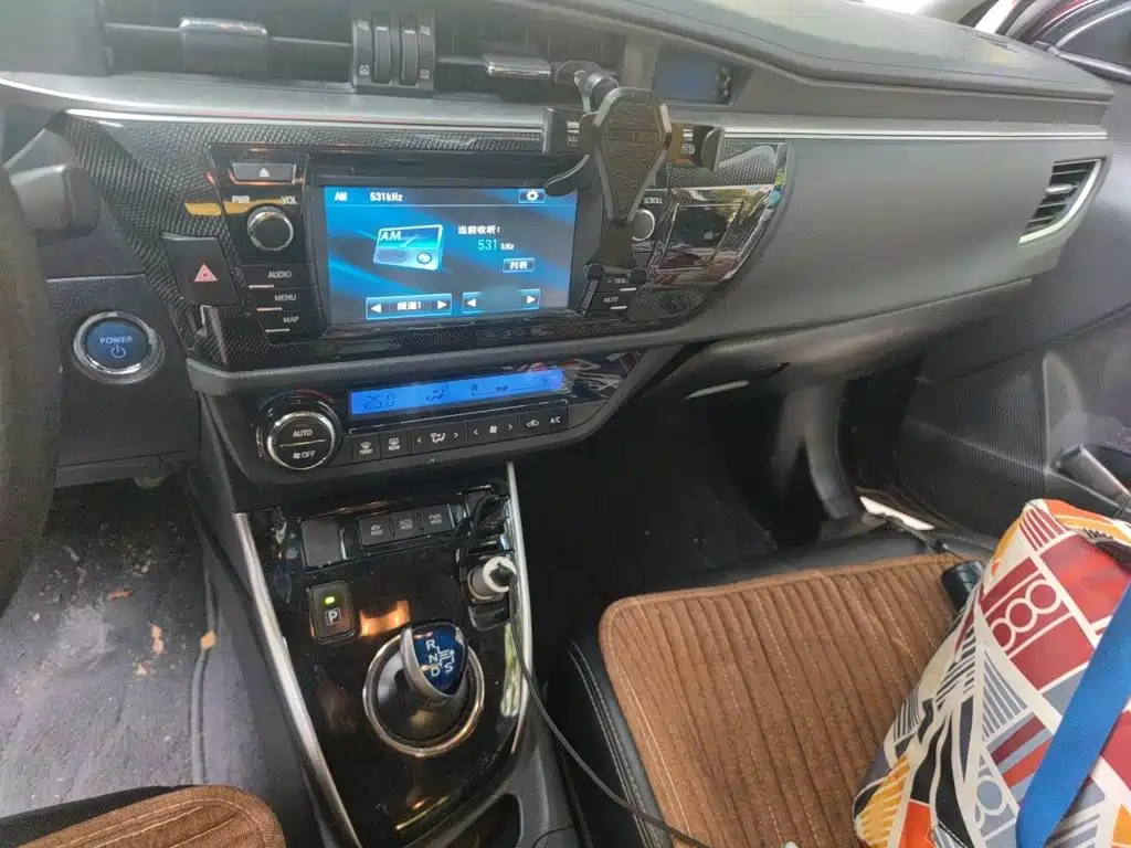 Levin Dual Engine 1.8 H V E-CVT Luxury