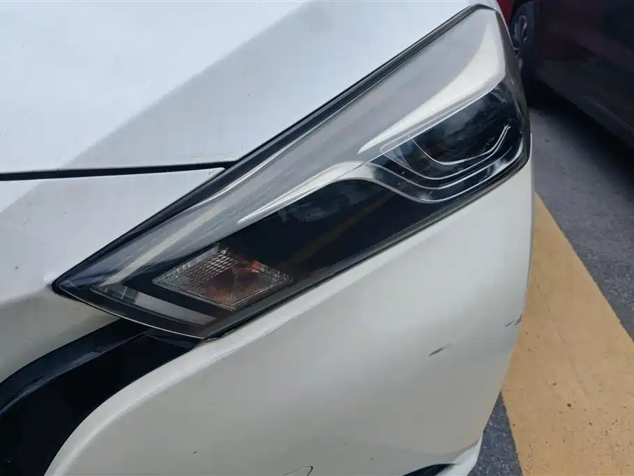 Lannia 1.6 L CVT Smart Cool