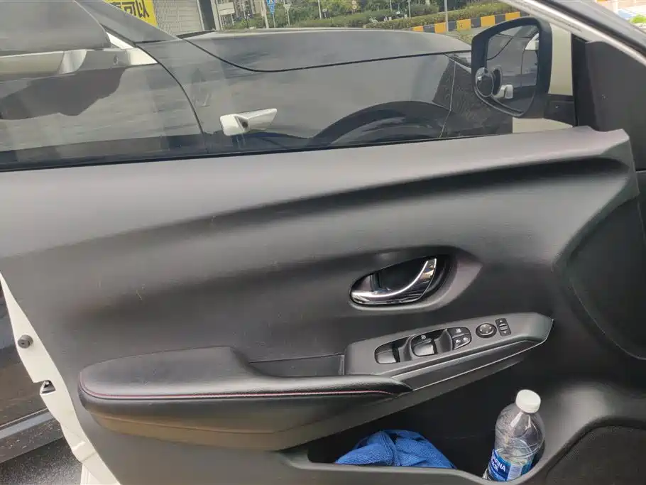 Lannia 1.6 L CVT Smart Cool