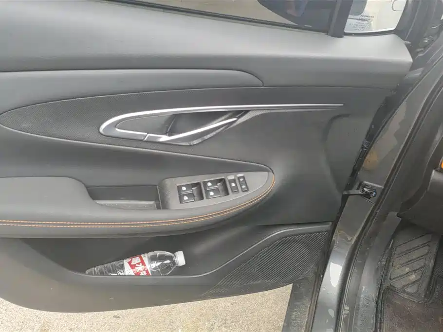 Changan UNI-T 1.5 T Flagship