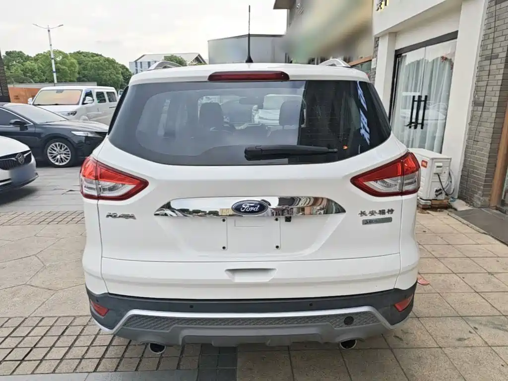 Kuga 1.5 L GTDi 2 WD Style