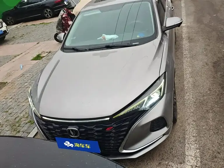 Changan Eado PLUS Blue Whale NE 1.4 T GDI DCT Flagship