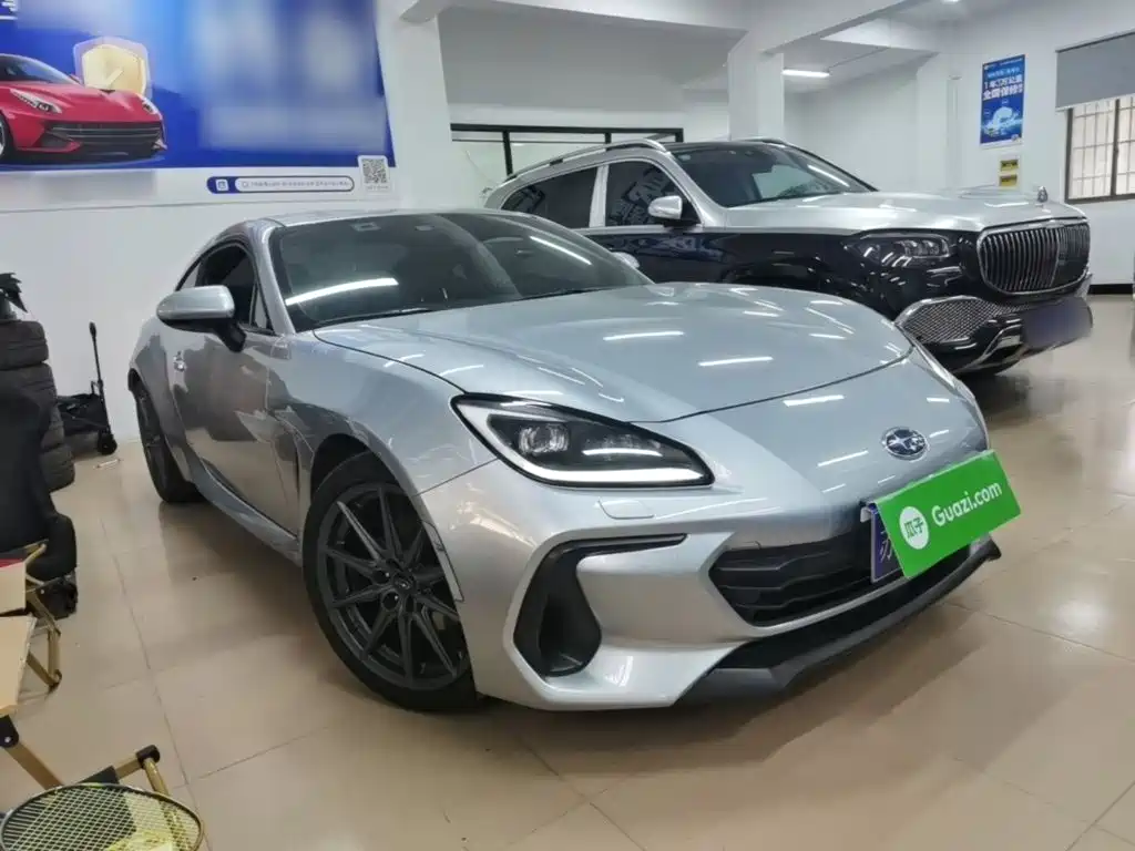 Subaru BRZ 2.4 L Manual