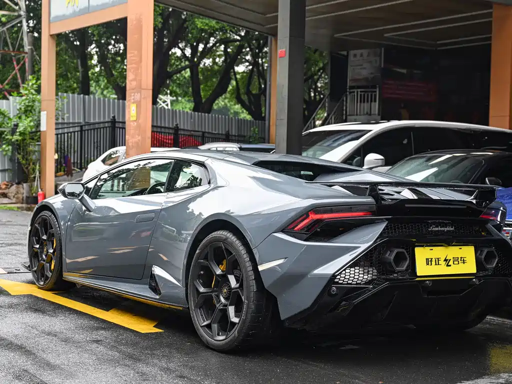 Huracán LP 600-4 Limited