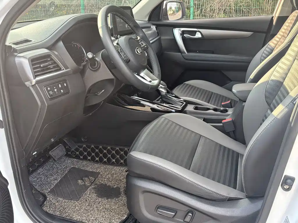 Sportage 2.0 L Auto Smart Enjoyment Luxury