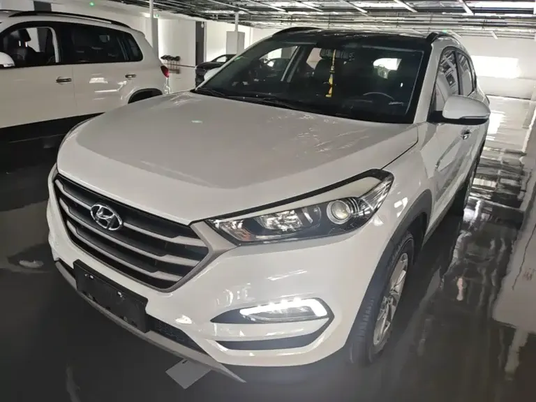 Hyundai Tucson 1.6 T DCT 2 WD 15 Anniversary Special Edition