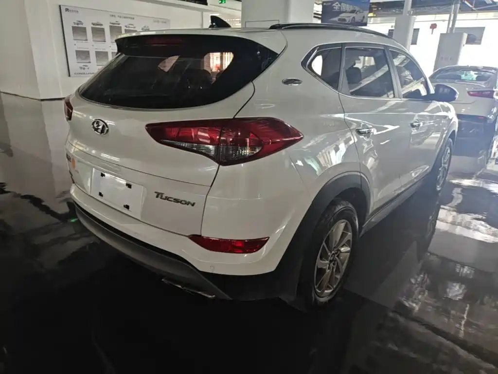 Tucson 1.6 T DCT 2 WD 15 Anniversary Special Edition