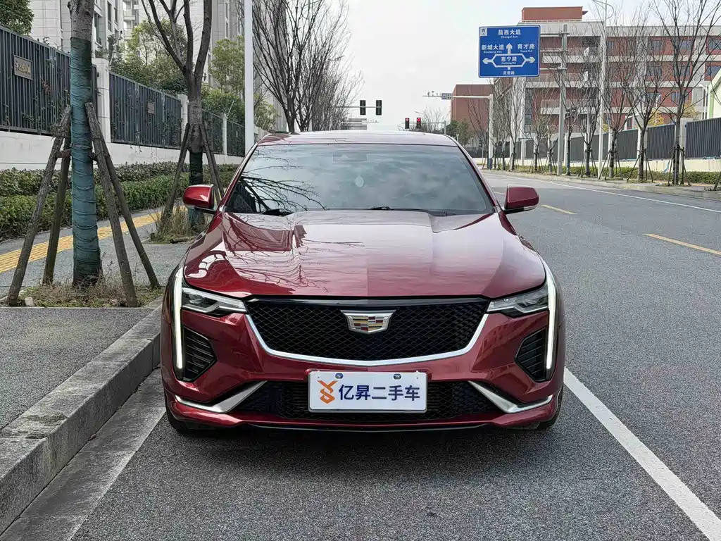 Cadillac CT4 28 T Style