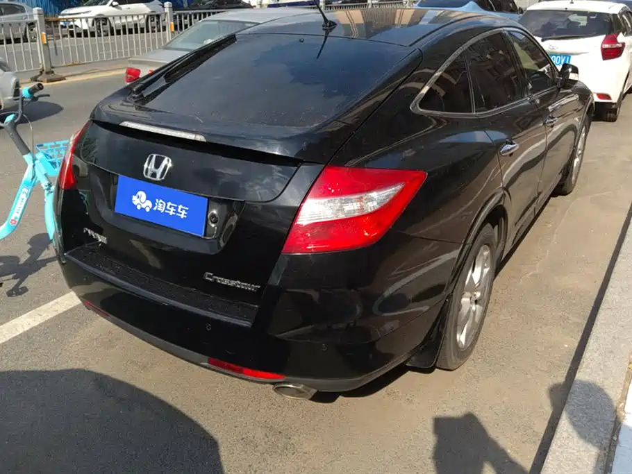 Crosstour 2.4 L Luxury