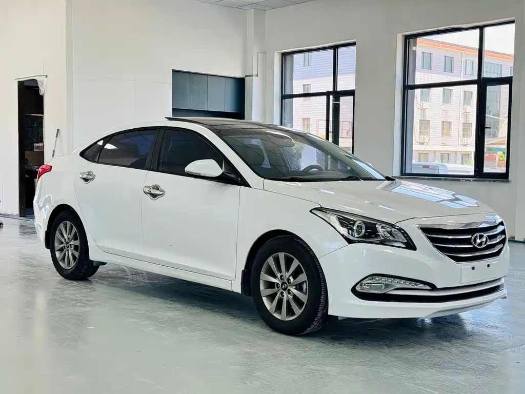 Mistra 1.8 L Auto Intelligent GLS