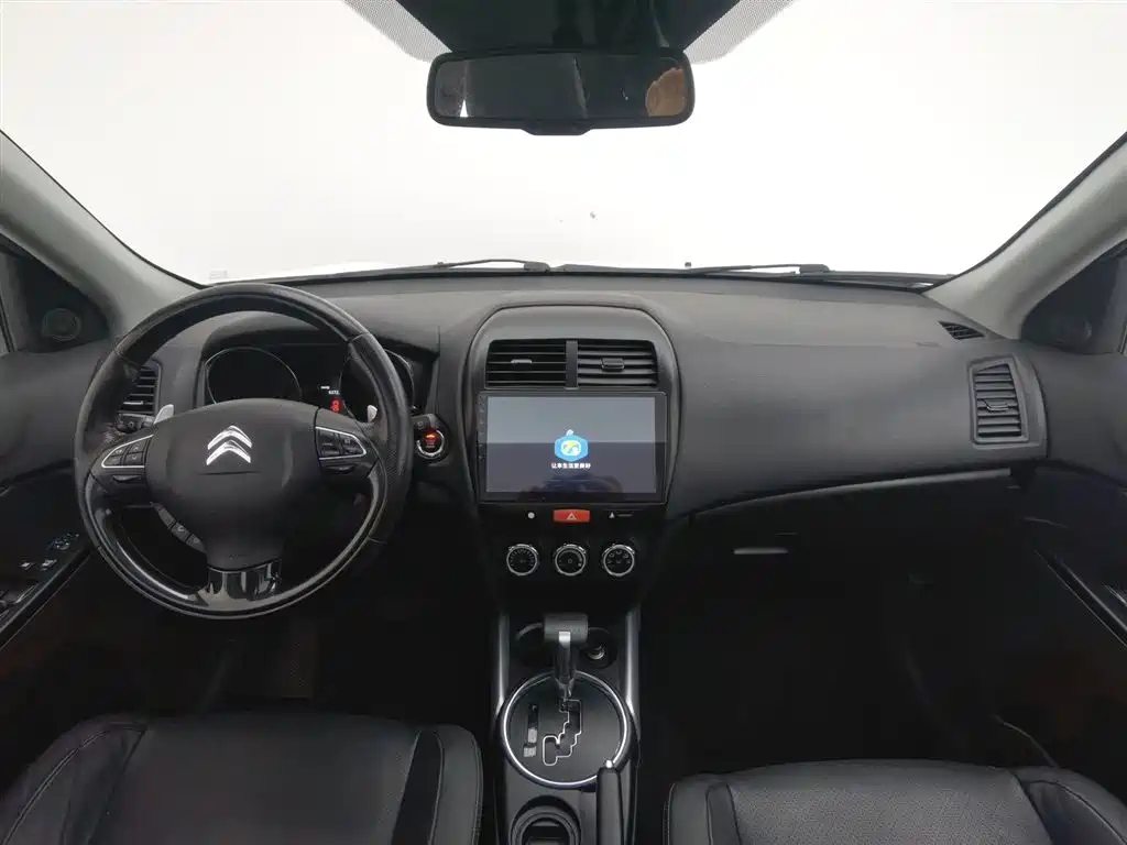 Citroën C4 Aircross (Import) 雪铁龙C4 Aircross进口 2013款 2.0 L 两驱豪华版