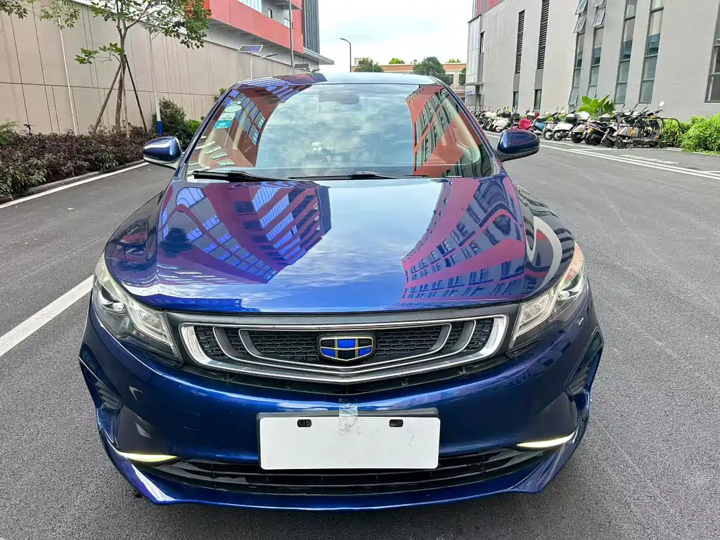 Emgrand GL 1.8 L Manual Elite Connected