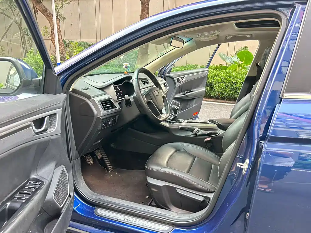 Emgrand GL 1.8 L Manual Elite Connected