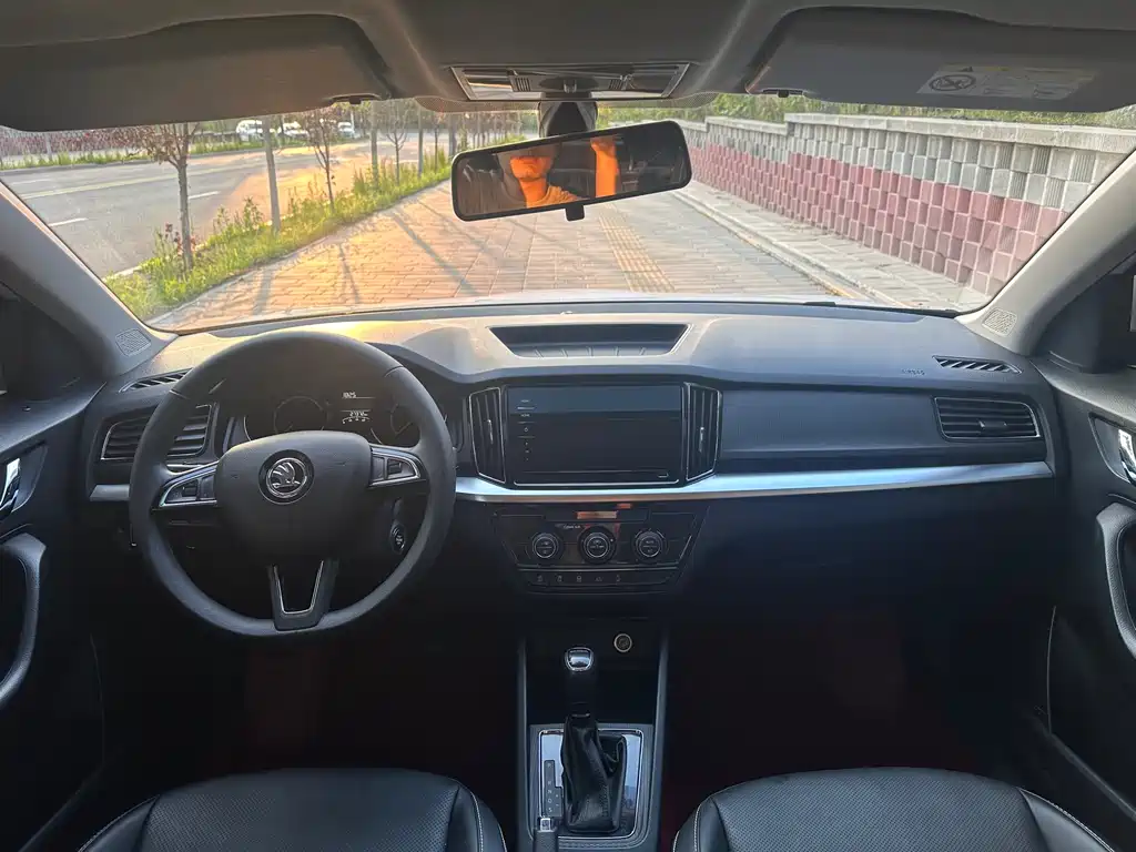 Kamiq 1.5 L Auto Comfort Enjoyment