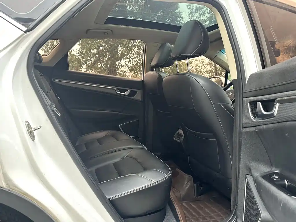 Emgrand GS Sport 1.8 L Manual Leading Style