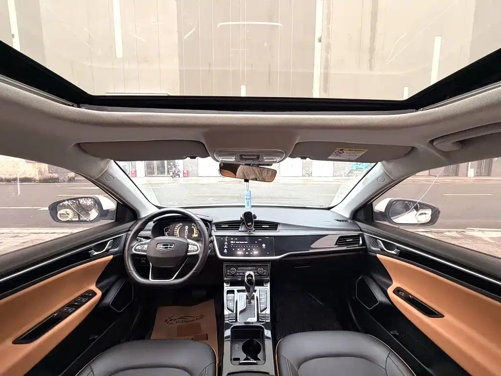 Emgrand GL 1.4 T CVT Luxury