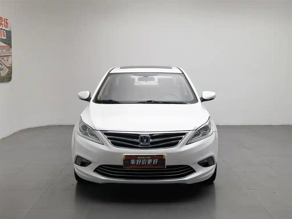 Eado 1.6 L Auto Luxury