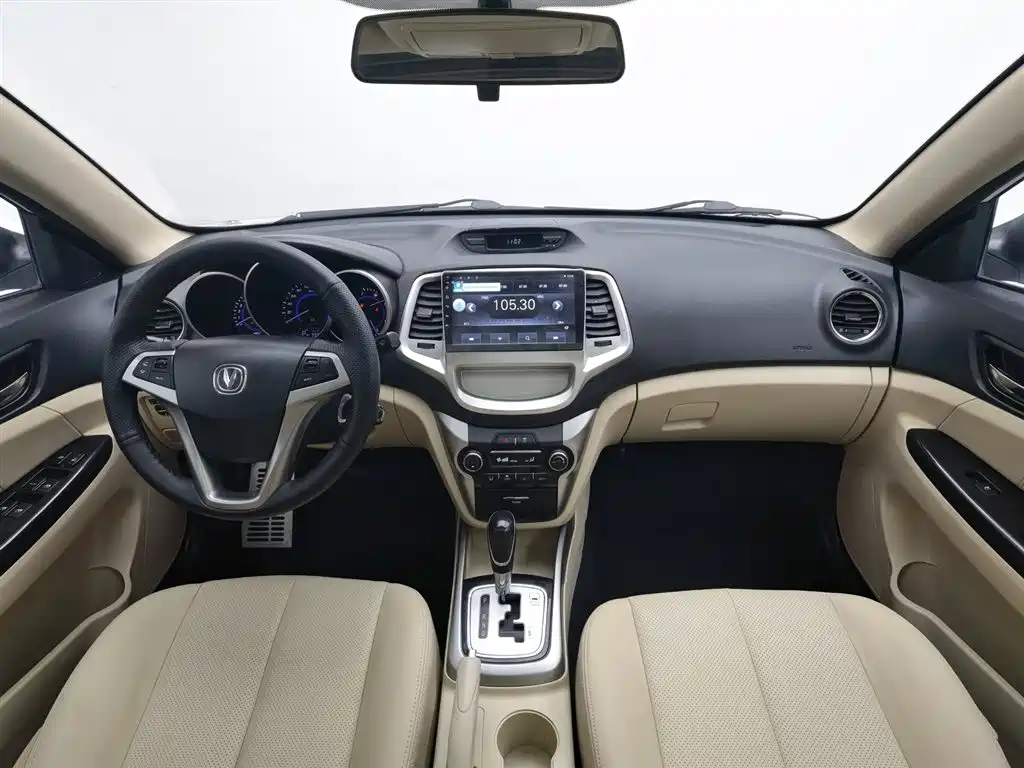 Eado 1.6 L Auto Luxury