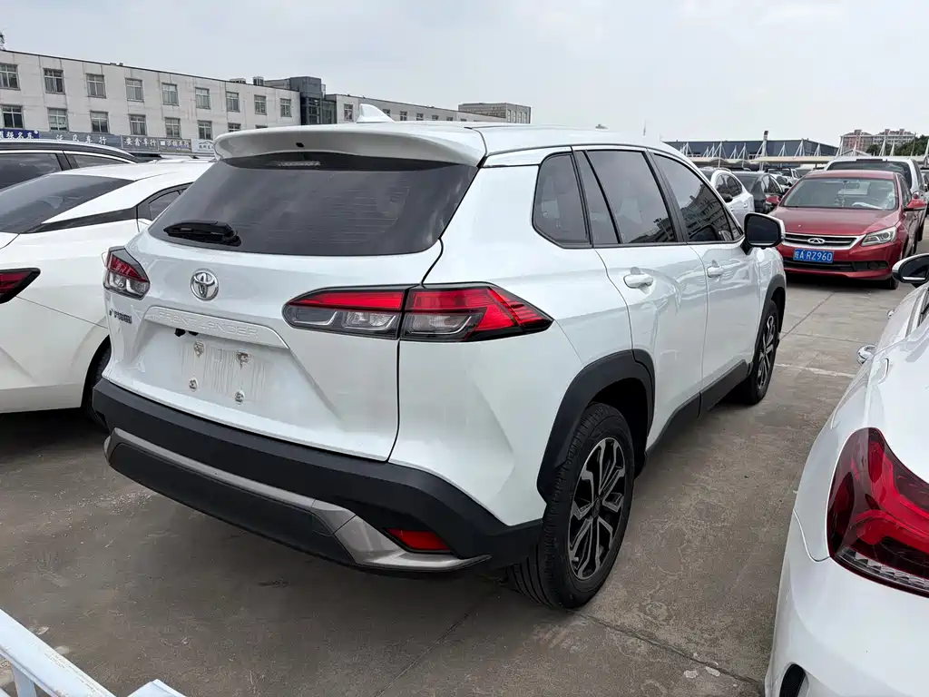Frontlander 2.0 L CVT Luxury