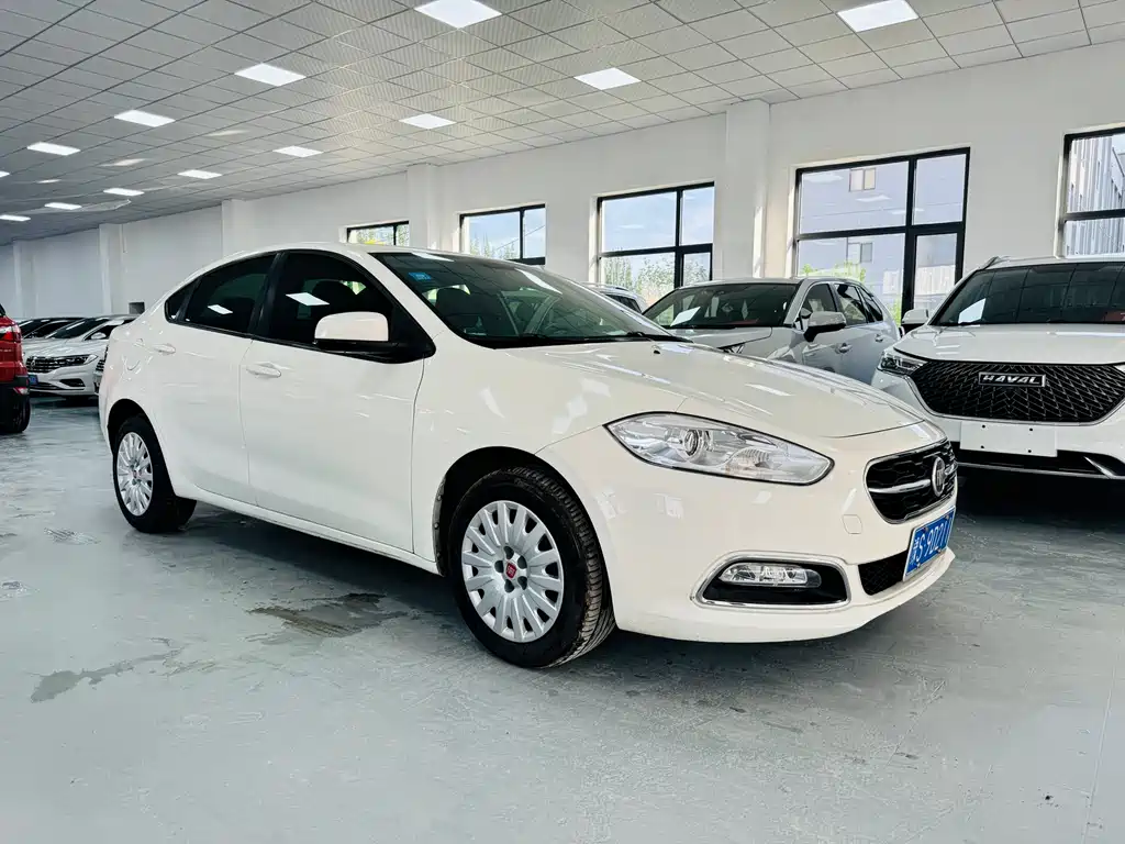 Viaggio 1.4 T Auto Joy