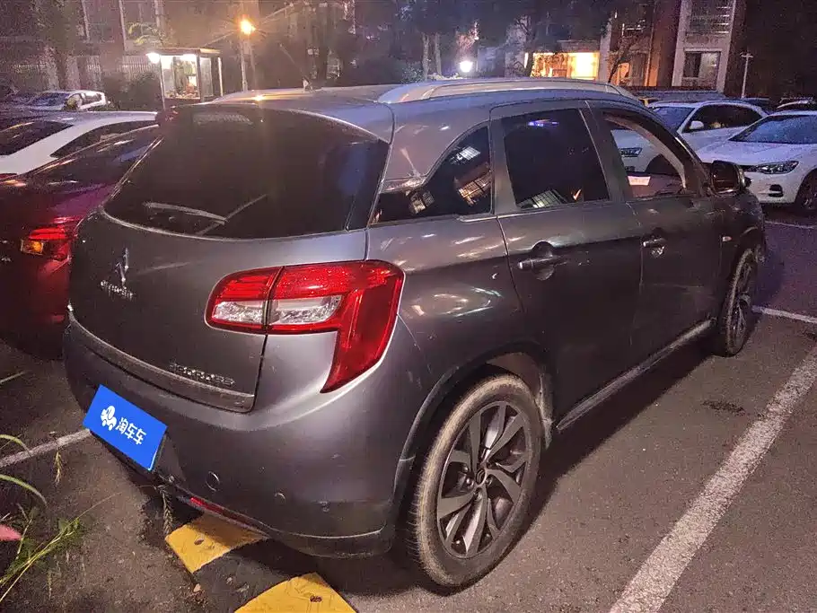 Citroën C4 Aircross (Import) 雪铁龙C4 Aircross(进口) 2012款 2.0 L 四驱豪华版