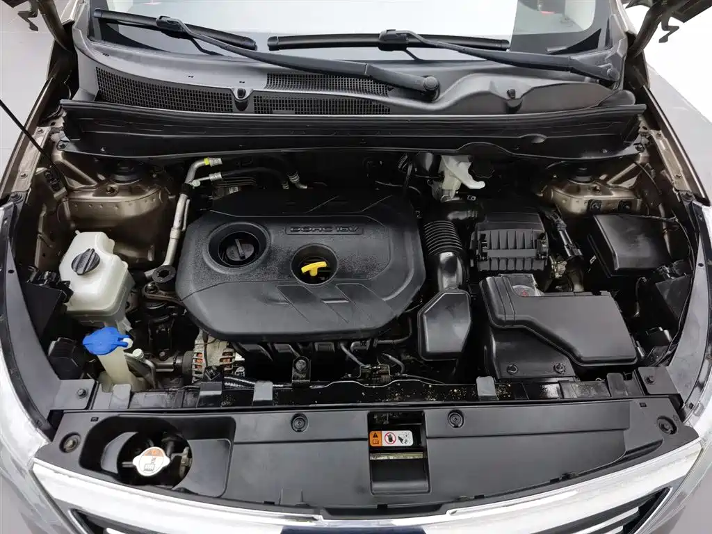Sportage 智跑 2014款 2.0 L 手动两驱版GL