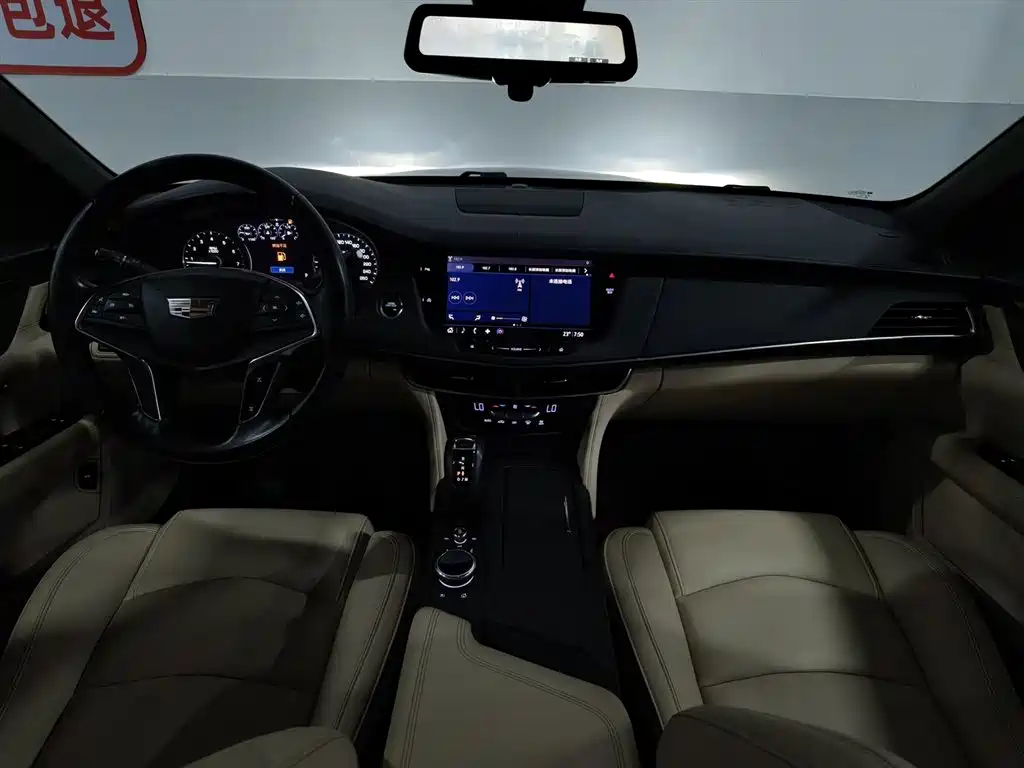Cadillac CT6 28 T Fashion