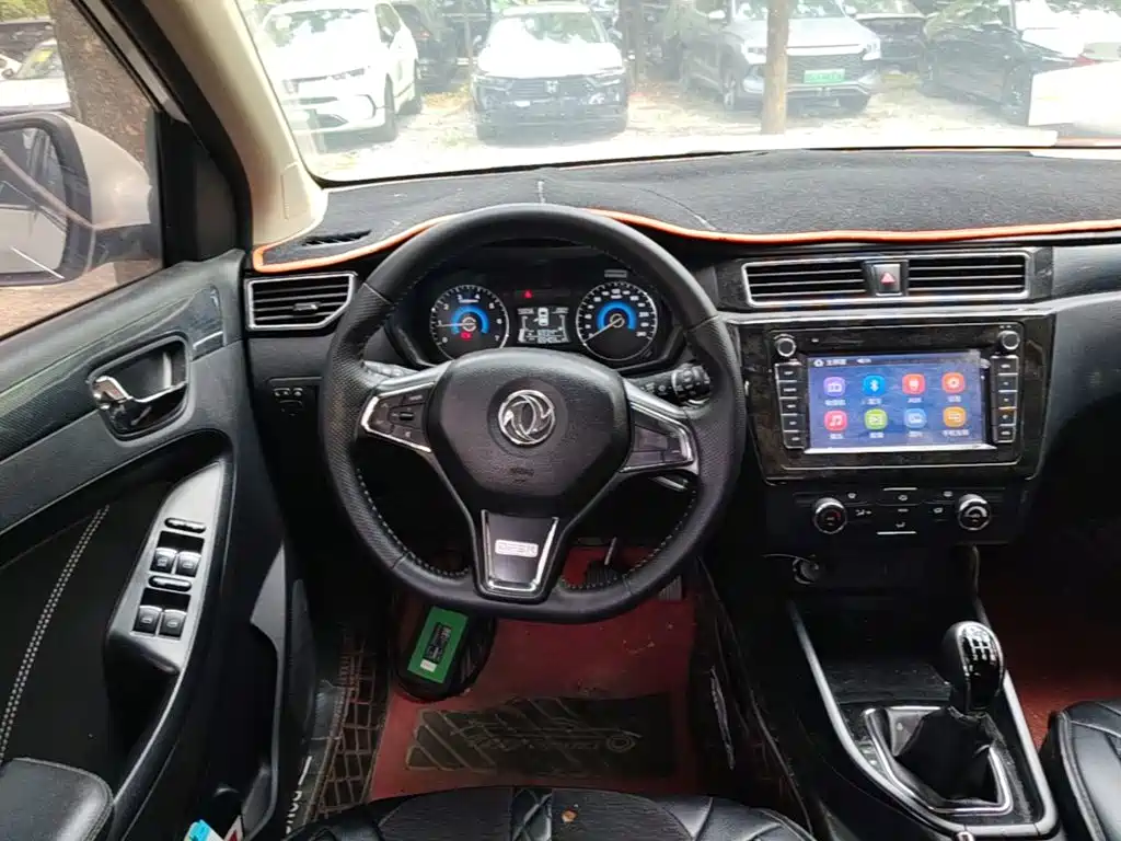 Fengguang 580 1.8 L Manual Comfort