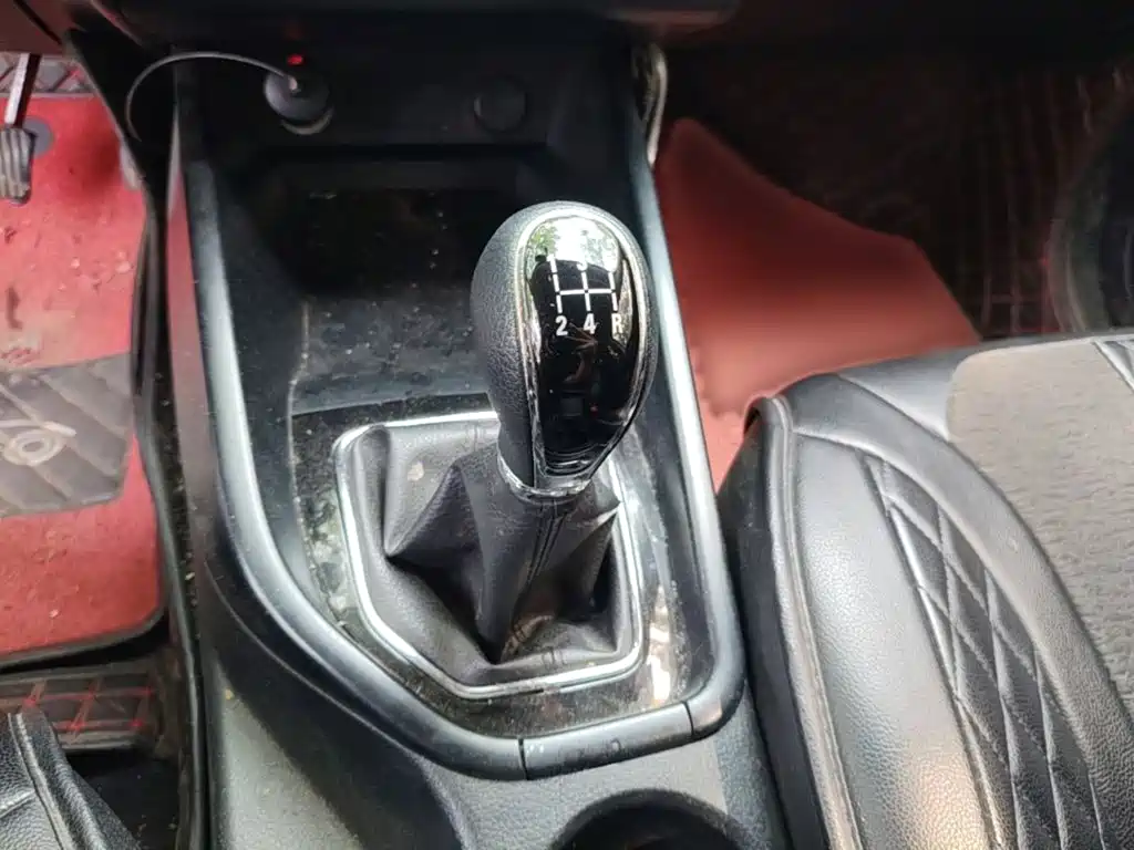 Fengguang 580 1.8 L Manual Comfort