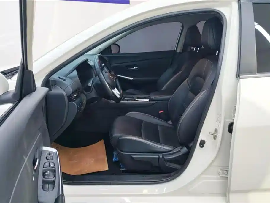 Sylphy 1.6 L XL CVT Joy